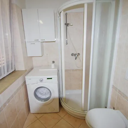 Leona Apartmán Pula