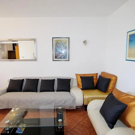 Apartmán Leona Pula