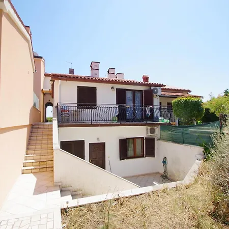 Leona Apartment Pula